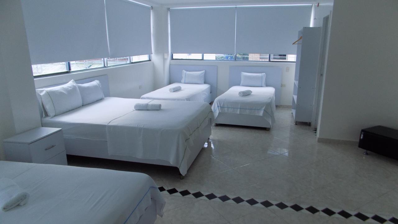 Hotel Luna Azul Florencia  Exterior photo