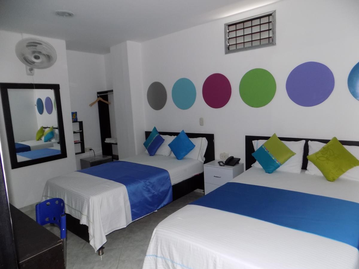 Hotel Luna Azul Florencia  Exterior photo