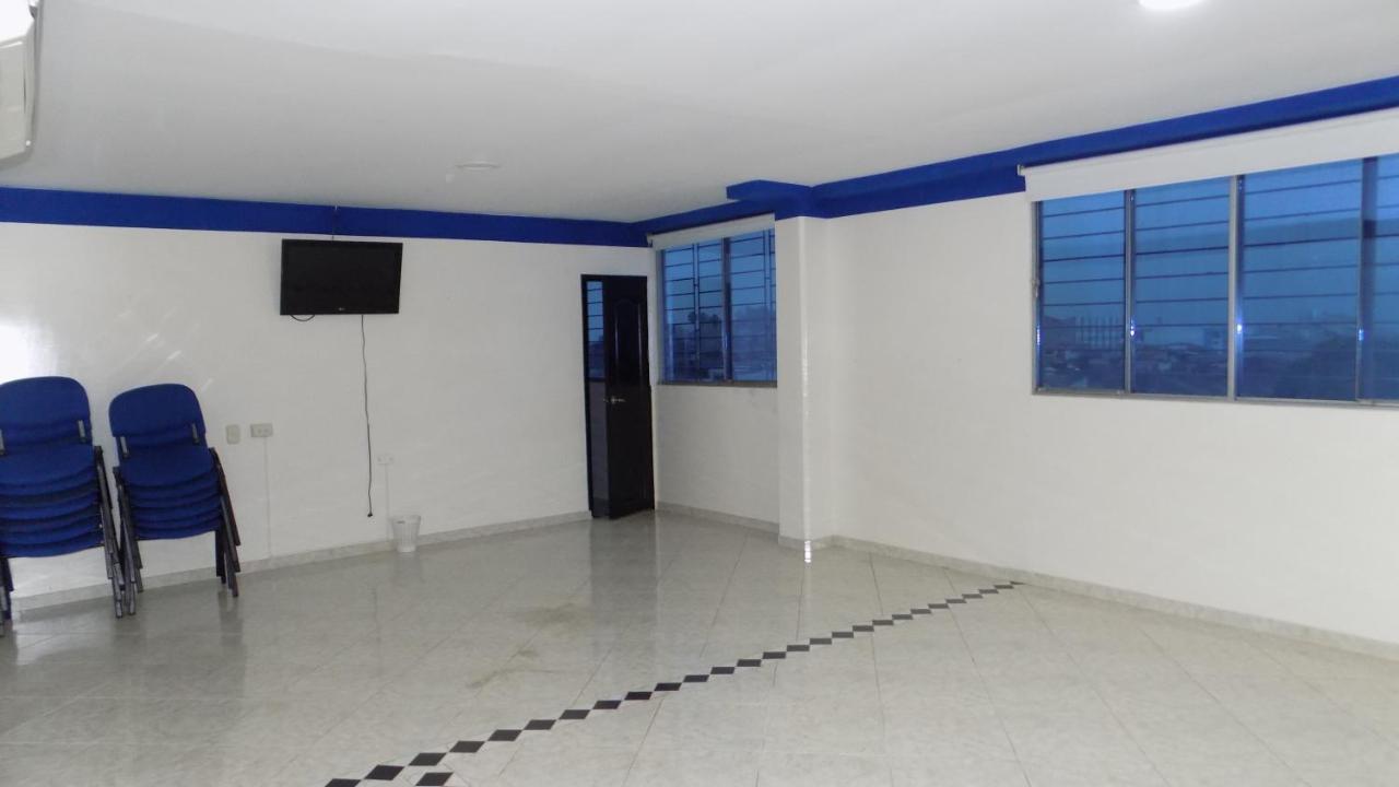 Hotel Luna Azul Florencia  Exterior photo