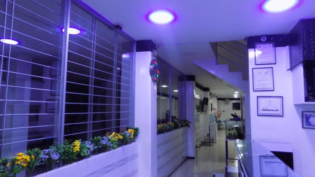 Hotel Luna Azul Florencia  Exterior photo