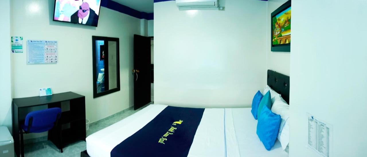 Hotel Luna Azul Florencia  Exterior photo